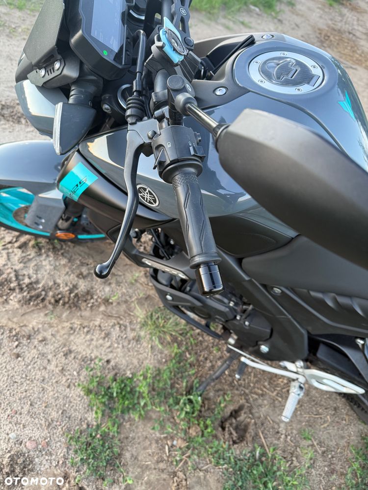 Yamaha MT - 9