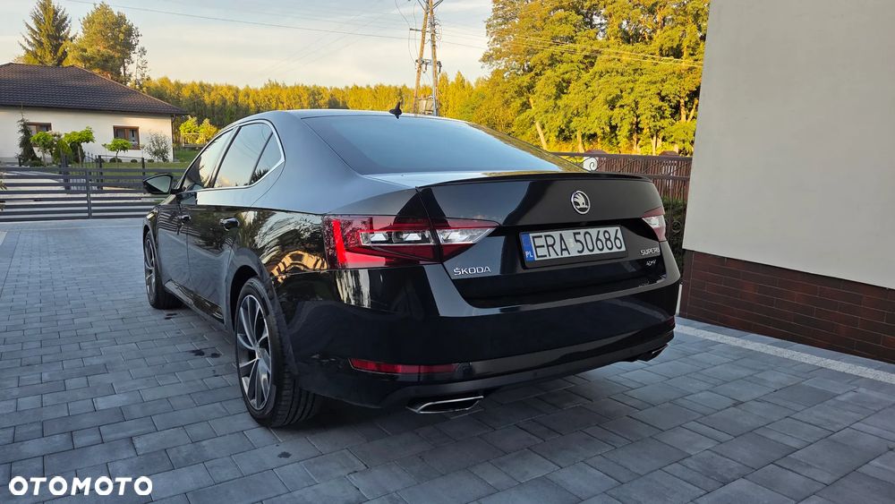 Skoda Superb 2.0 TSI 4x4 DSG SportLine - 8