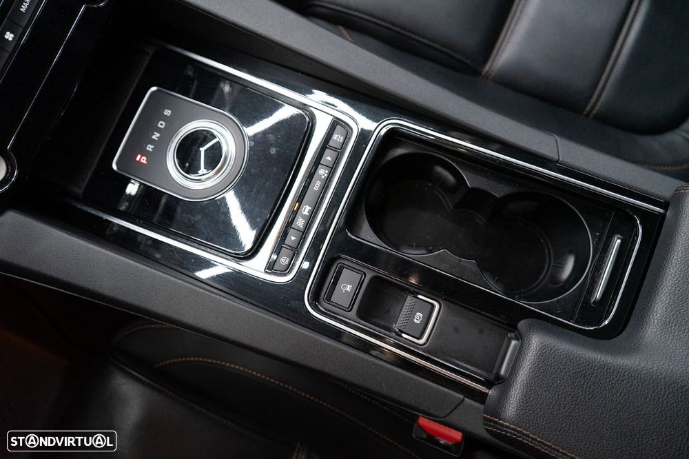Jaguar F-Pace 20d AWD Aut. R-Sport - 28
