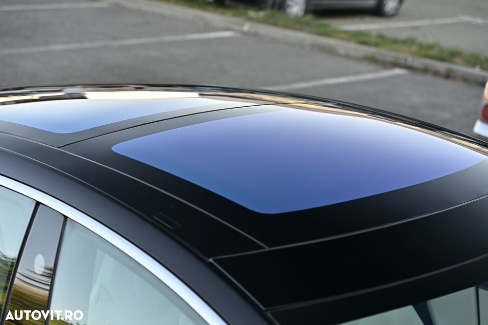 Tesla Model S - 16