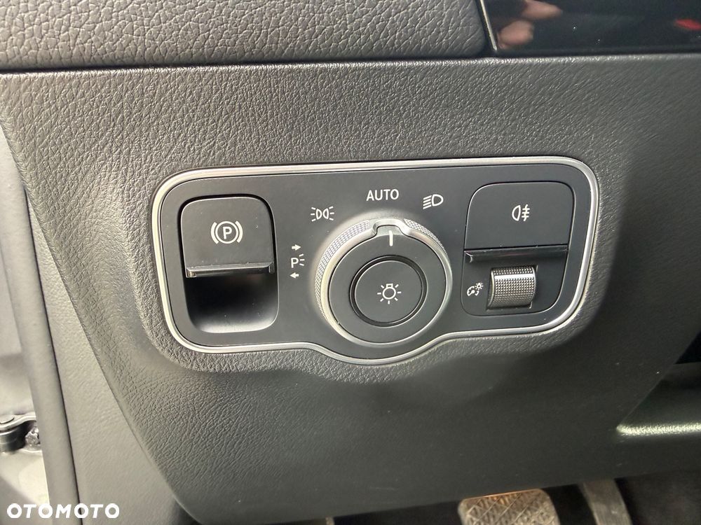 Mercedes-Benz Klasa B 200 d 8G-DCT Style - 31