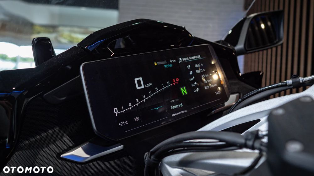 BMW K - 9
