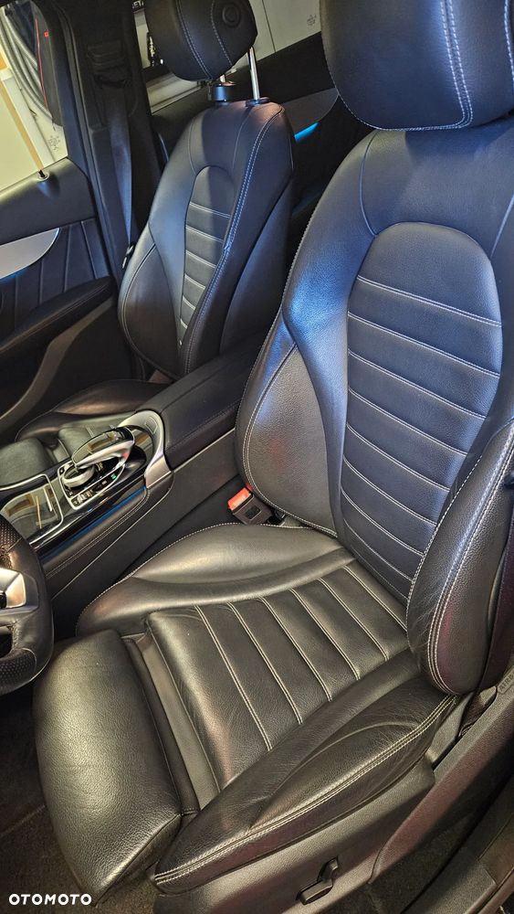 Mercedes-Benz GLC 250 4Matic 9G-TRONIC AMG Line - 8