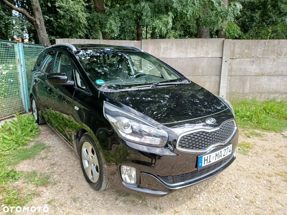 Kia Carens 1.7 CRDi L 7os - 12