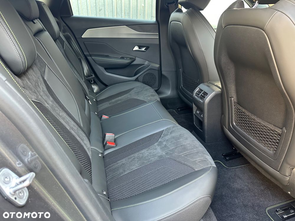 Peugeot 308 PureTech 130 GPF EAT8 Stop & Start GT - 29