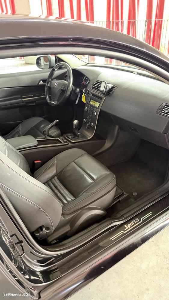 Volvo C30 1.6 D2 R-Design Start/Stop — fotografia 14
