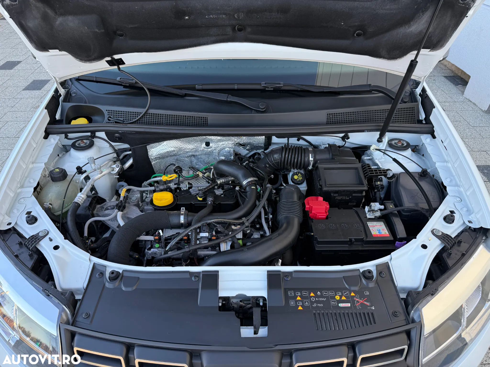 Dacia Logan Stepway TCe 100 GPL - 10