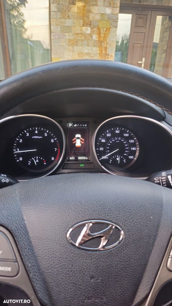 Hyundai Santa Fe - 3