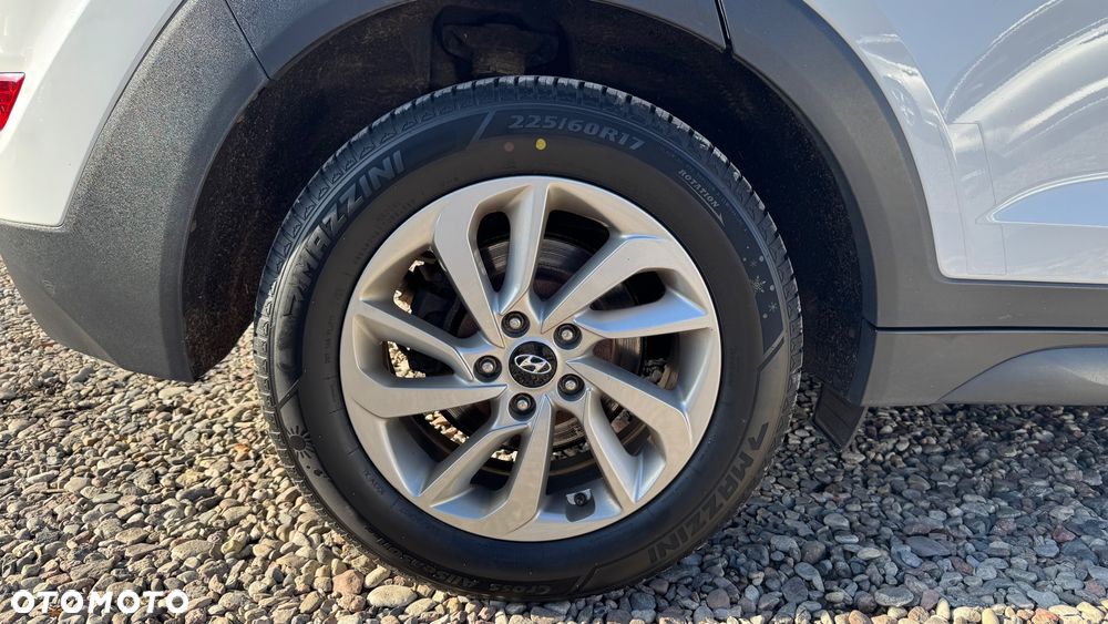 Hyundai Tucson blue 1.7 CRDi 2WD Style - 20