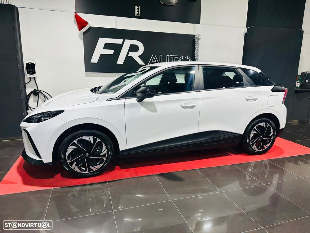 MG MG4 51 kWh Standard - 8