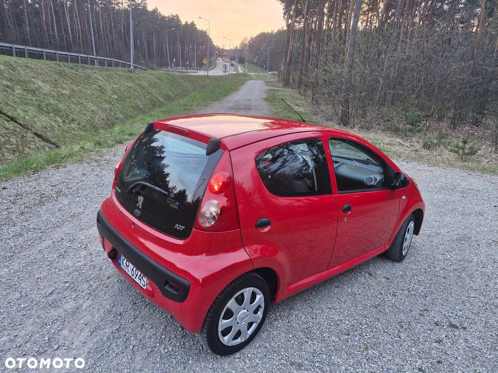 Peugeot 107 70 Petit Filou - 12