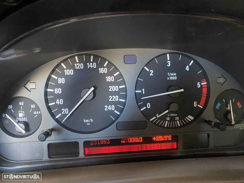 BMW 725 tds - 11