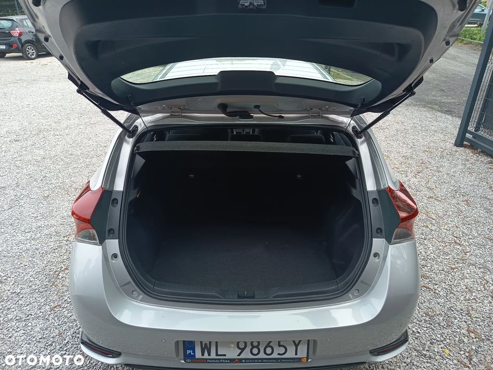 Toyota Auris 1.33 VVT-i Life - 32