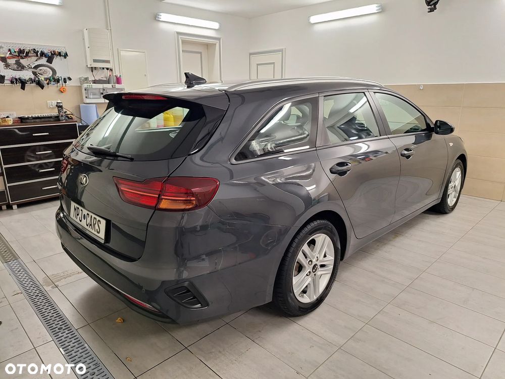 Kia Ceed 1.4 CVVT Dream Team Edition - 13