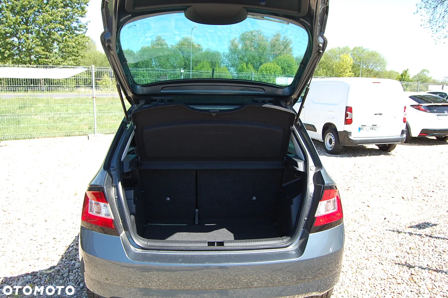 Skoda Fabia - 13