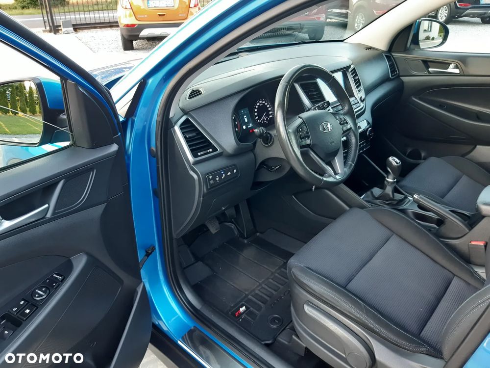 Hyundai Tucson blue 1.6 GDi 2WD Navi - 14
