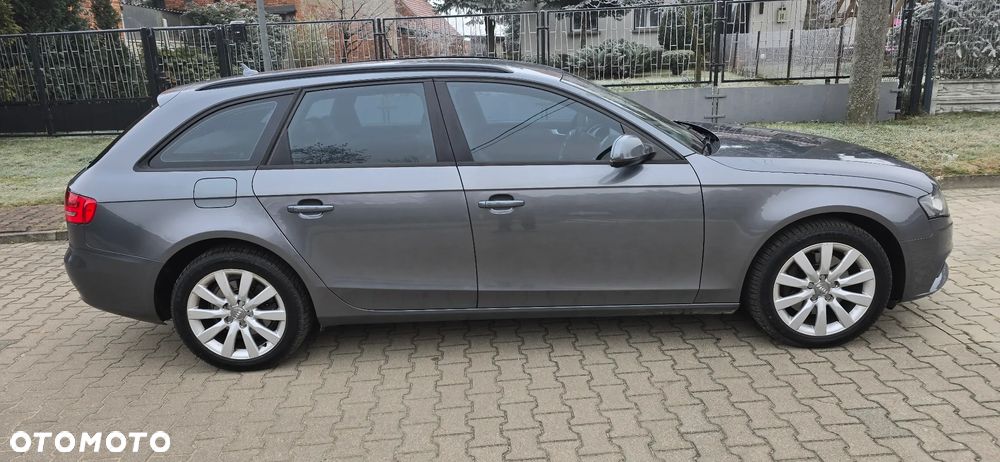 Audi A4 Avant 3.0 TDI Quattro S tronic - 4