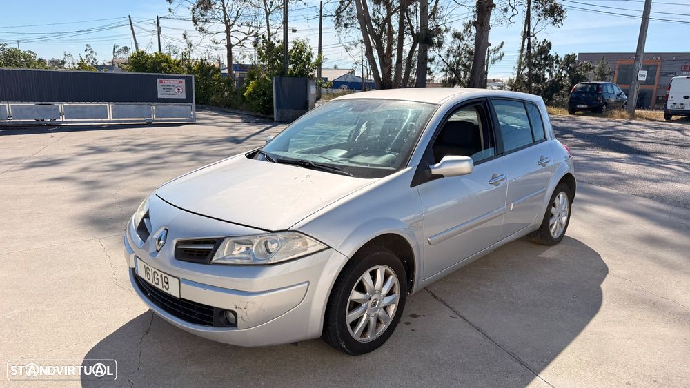 Renault Mégane 1.5 dCi Dynamique - 1