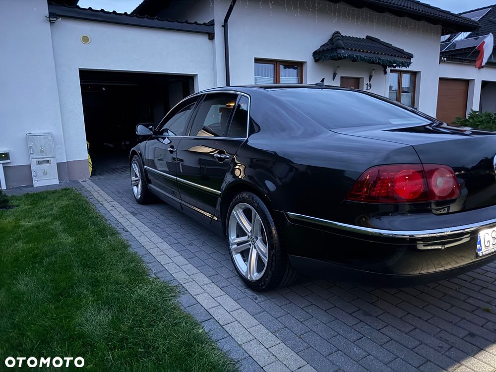Volkswagen Phaeton - 9