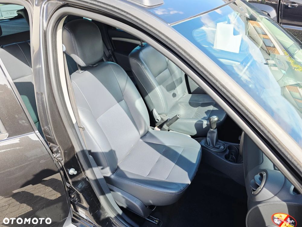 Dacia Duster dCi 90 FAP 4x2 Ambiance - 15