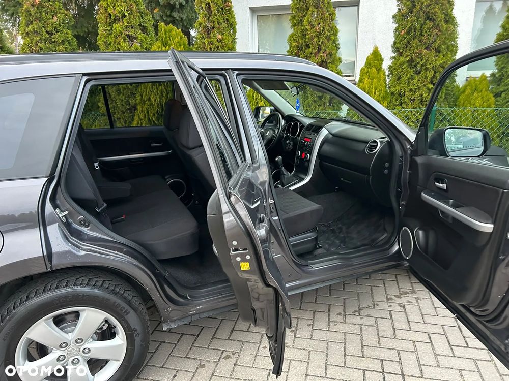 Suzuki Grand Vitara 2010 photo 5