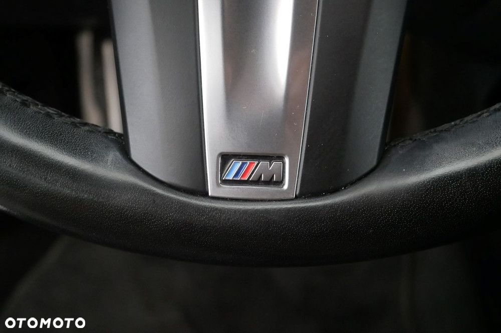 BMW Seria 1 - 29