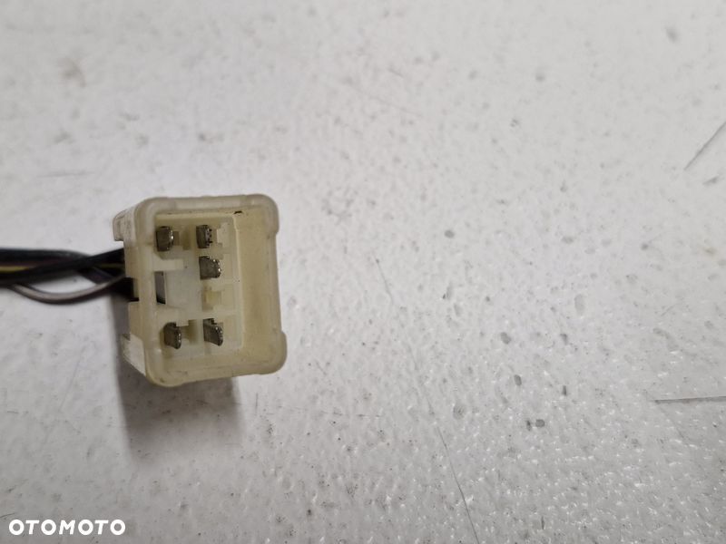 TATA SAFARI II 2 LUSTERKO PRAWE DRZWI PRAWY PRZÓD 5 PIN EU - 5