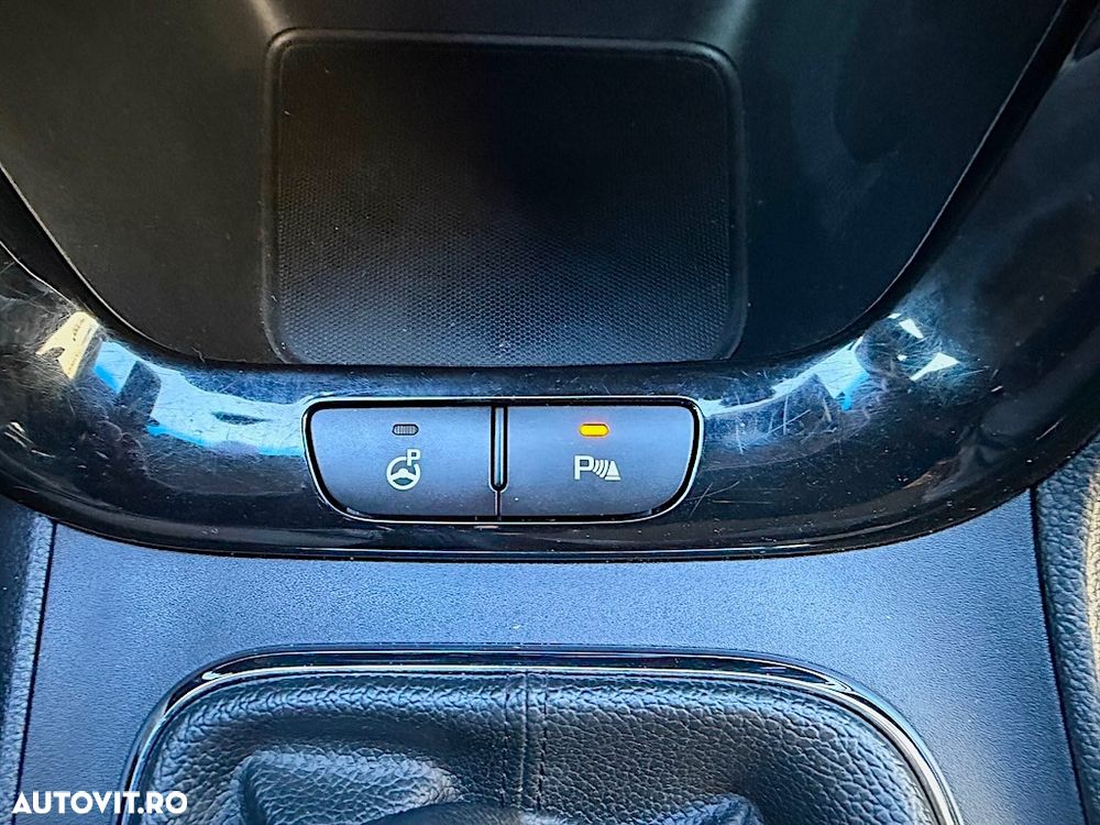 Kia Ceed 1.6 CRDi 128 Platinum Edition - 9