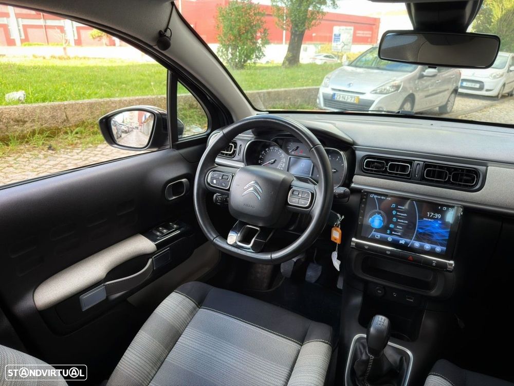 Citroën C3 1.2 PureTech Shine - 18