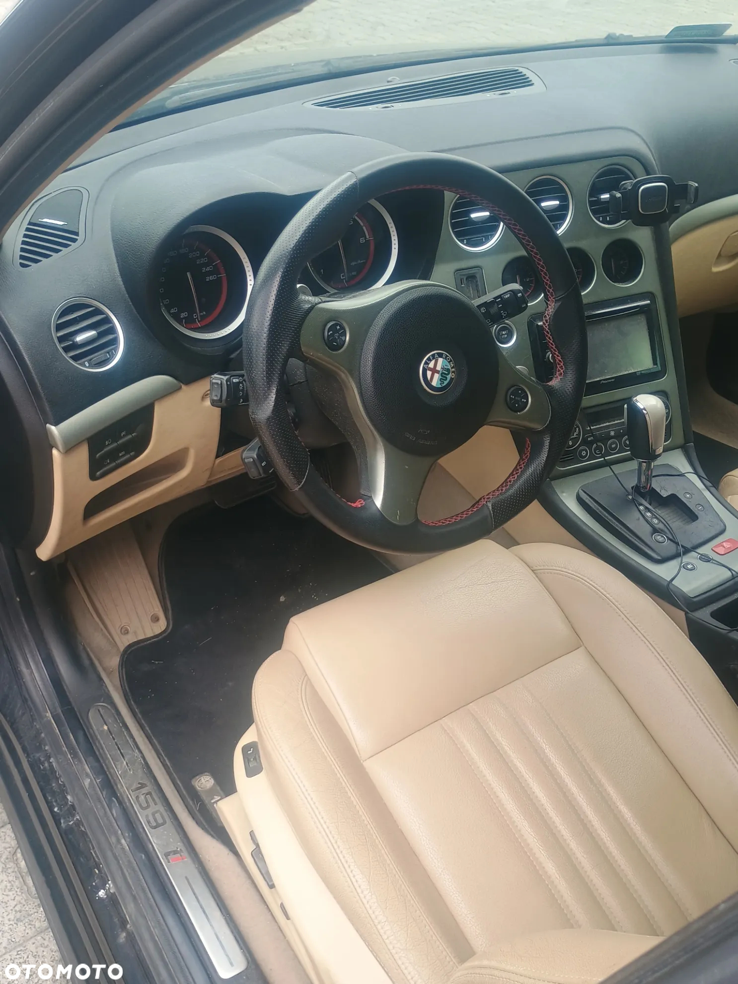 Alfa Romeo 159 2.4 JTDM 20V DPF Q-Tronic Turismo - 17