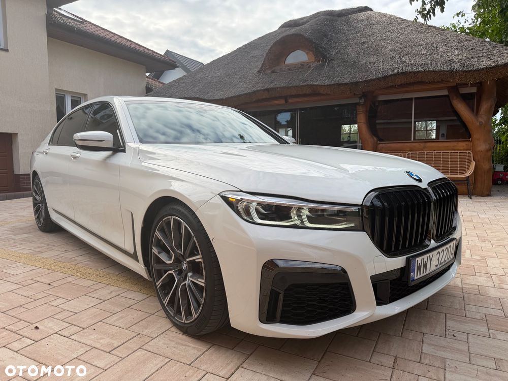 BMW Seria 7 740Li - 39