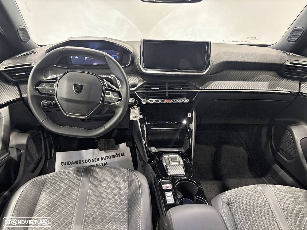 Peugeot 2008 1.2 Hybrid Allure e-DCS6 - 8