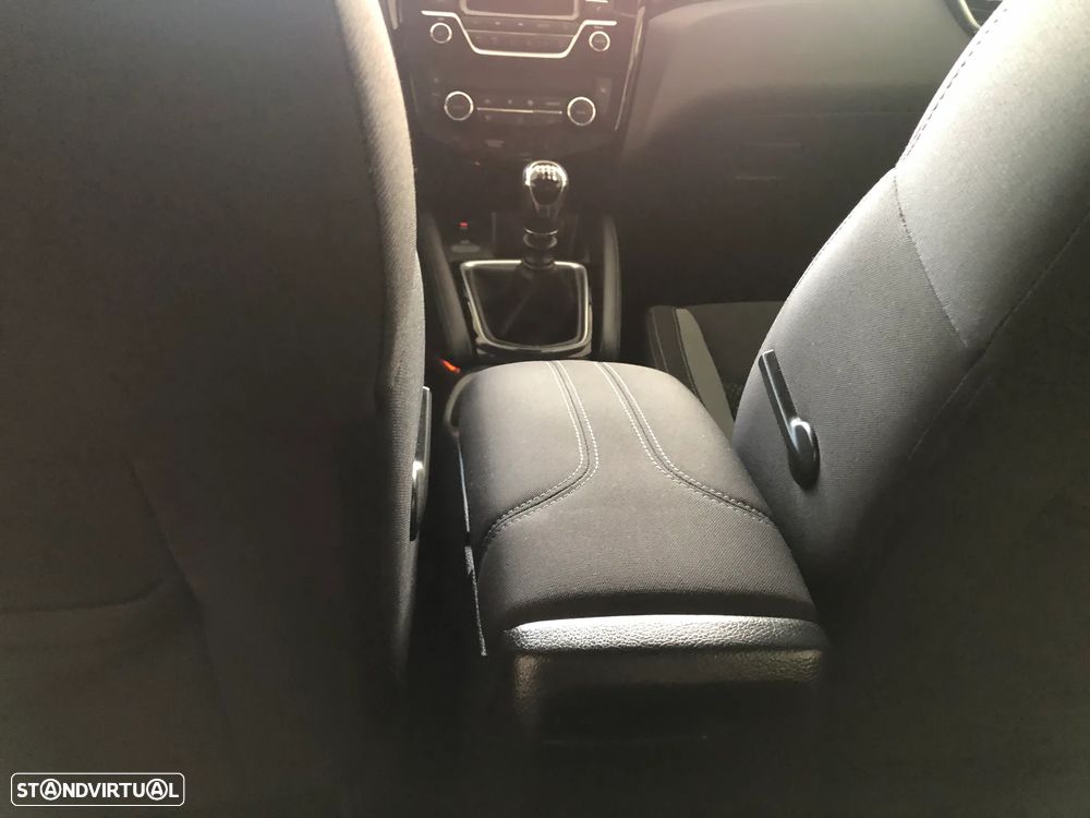 Nissan Qashqai 1.5 dCi Acenta 129g - 14
