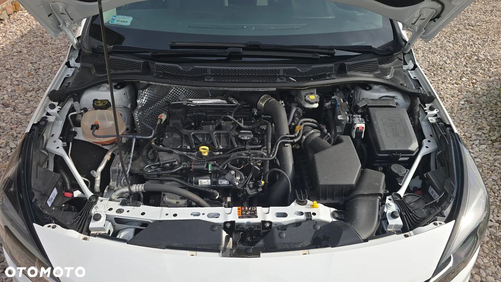Opel Astra 1.2 T Elegance S&S - 22