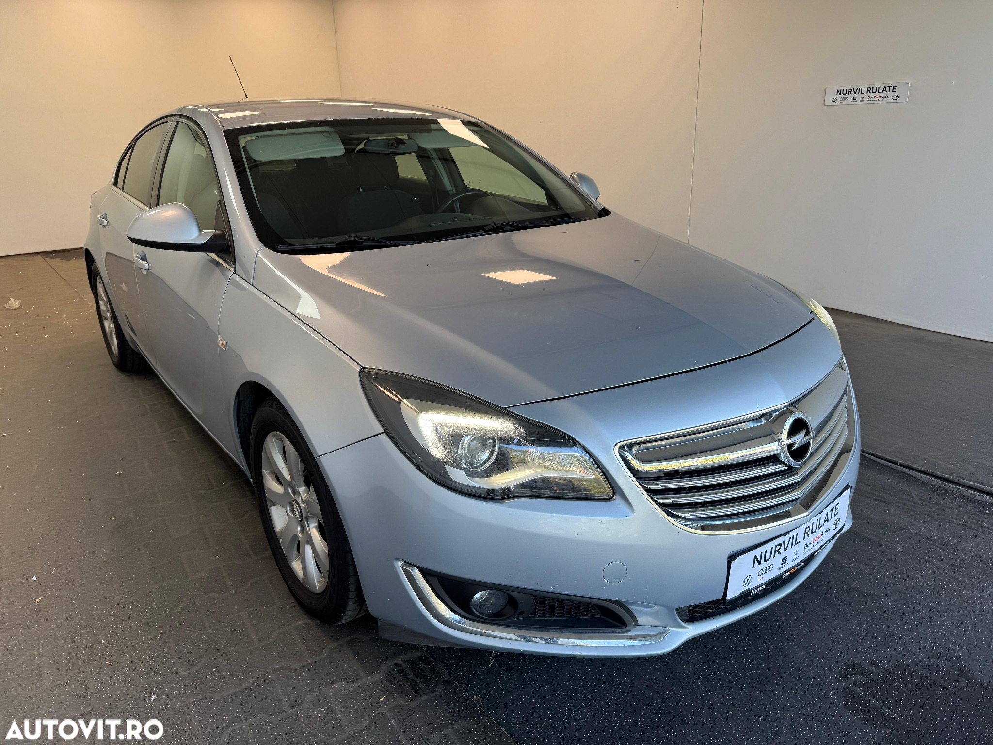 Opel Insignia 2.0 CDTI ECOTEC ECOFLEX Start/Stop Cosmo - 4