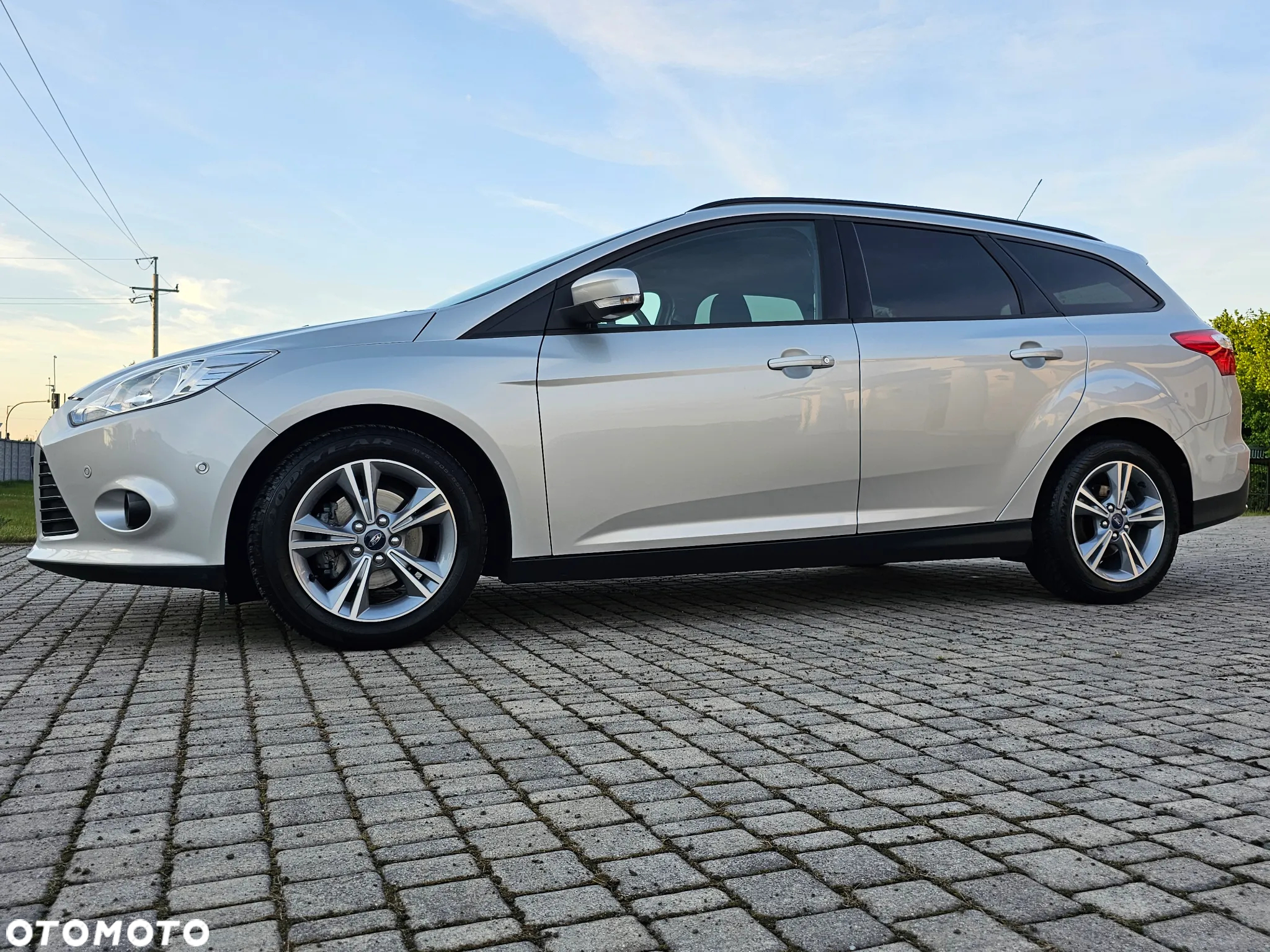 Ford Focus Turnier 1.0 EcoBoost Start-Stopp-System Business Edition - 34