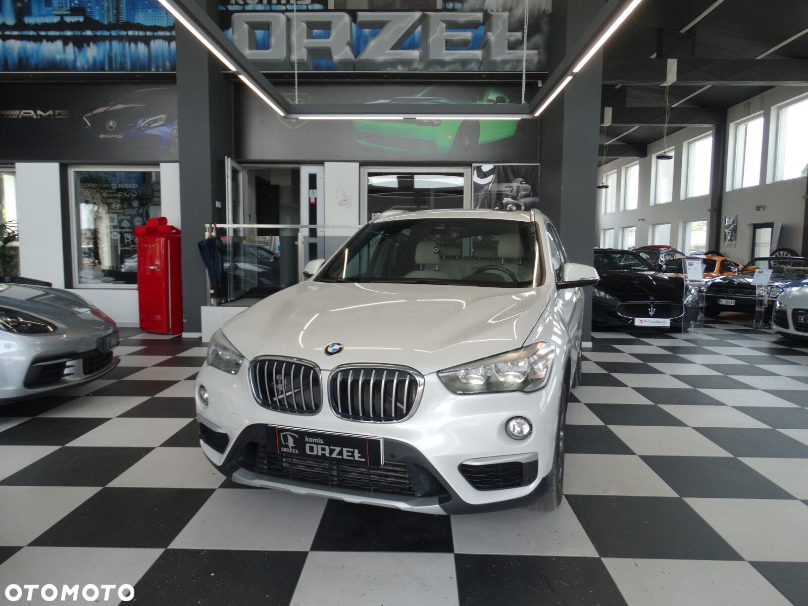 BMW X1 - 1