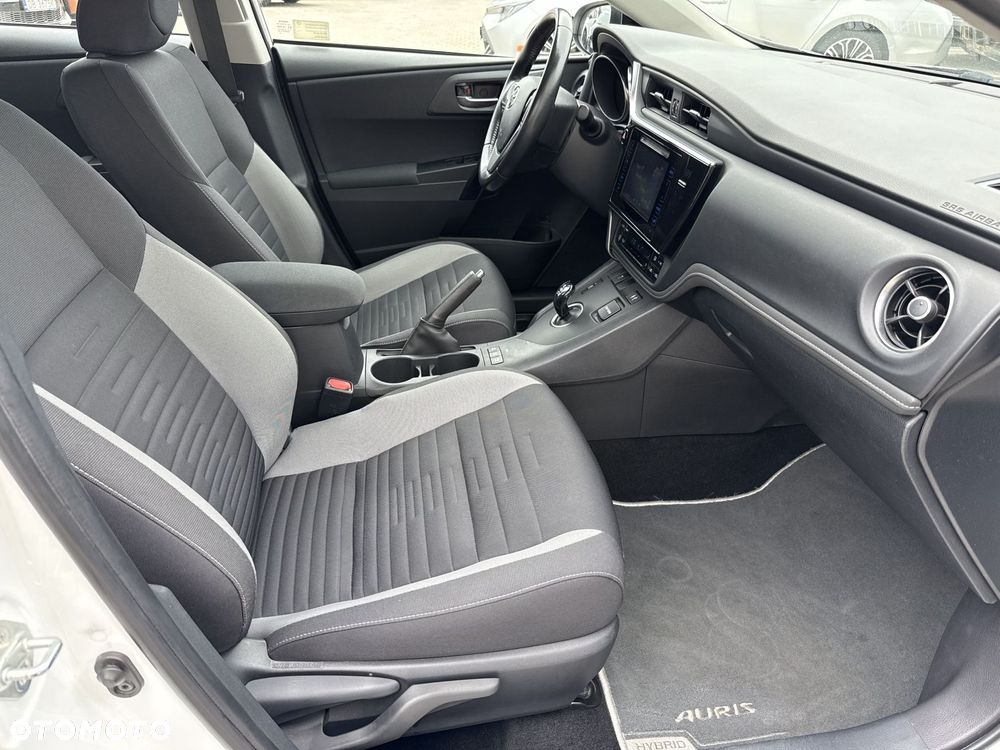 Toyota Auris - 7