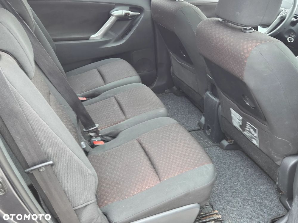 Toyota Verso 1.8 Multidrive Edition - 12
