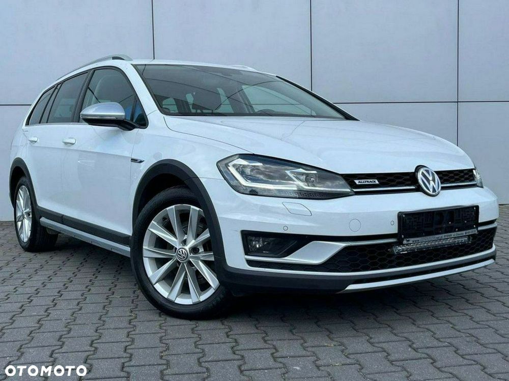 Volkswagen Golf - 2