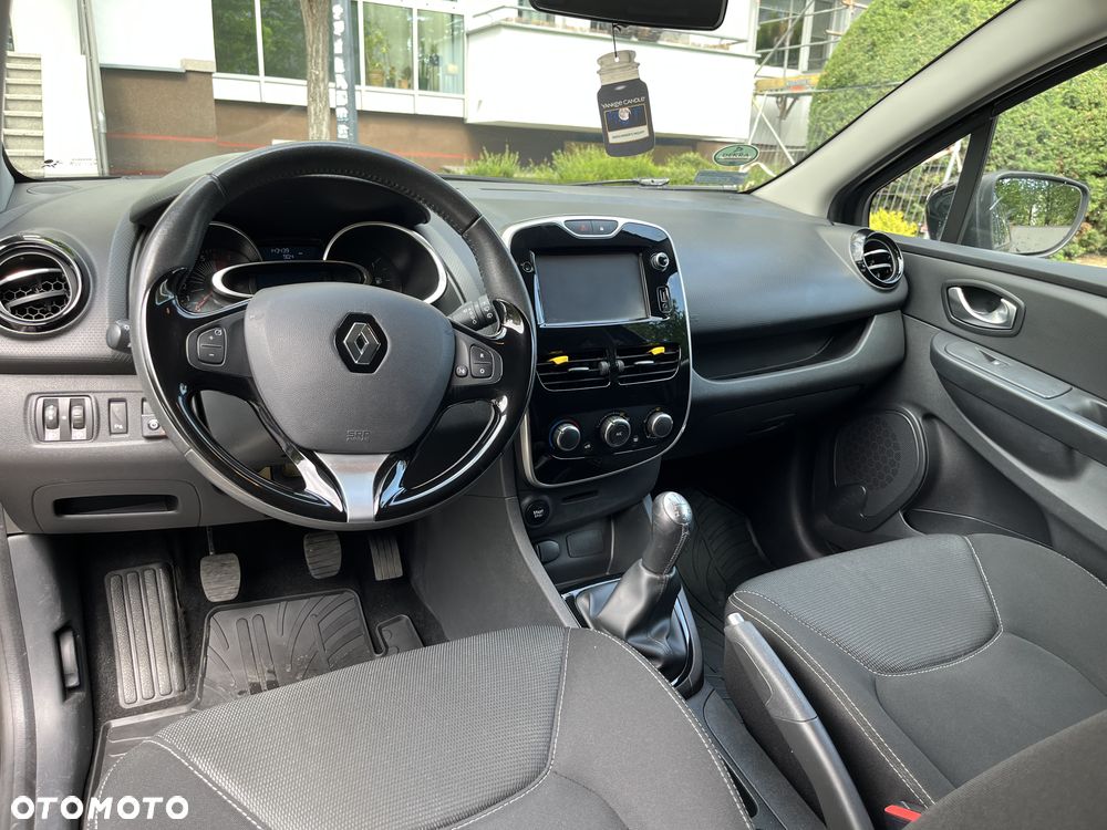 Renault Clio 1.2 16V Alize - 12