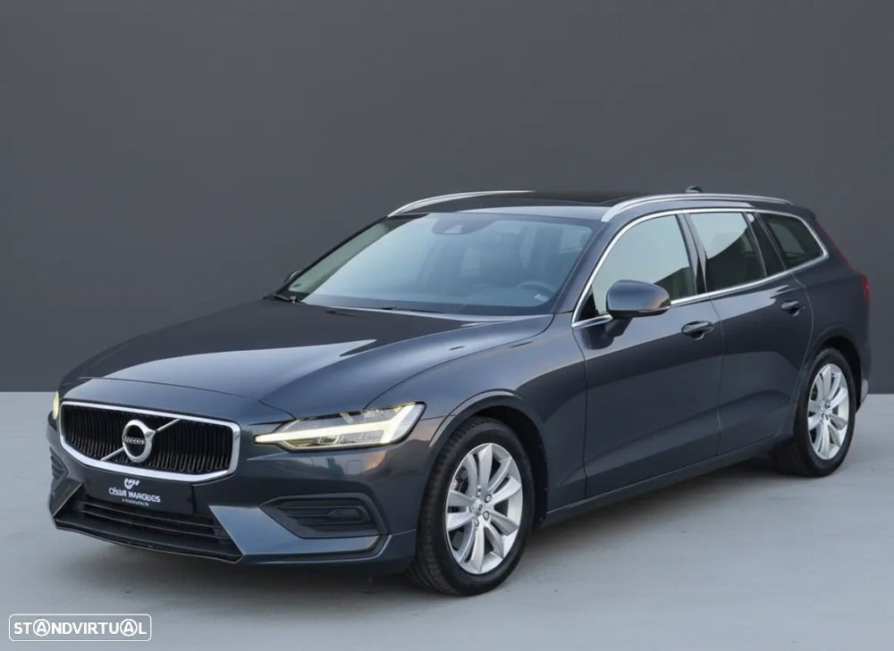 Volvo V60 2.0 D4 Momentum Plus - 2
