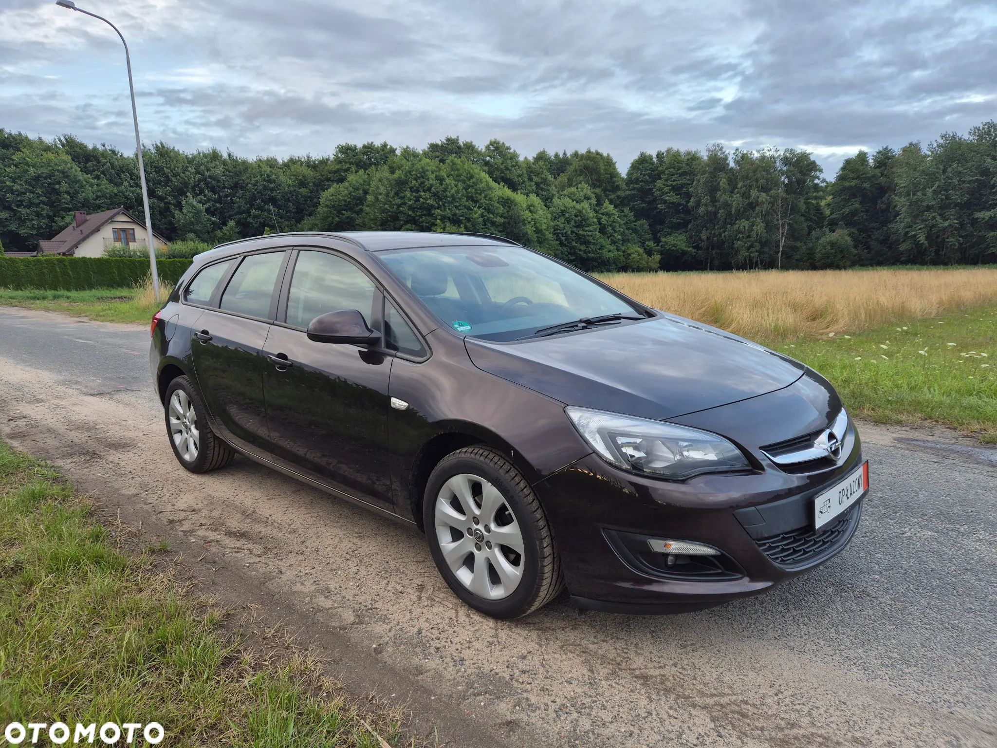 Opel Astra 1.4 Turbo Color Edition - 1