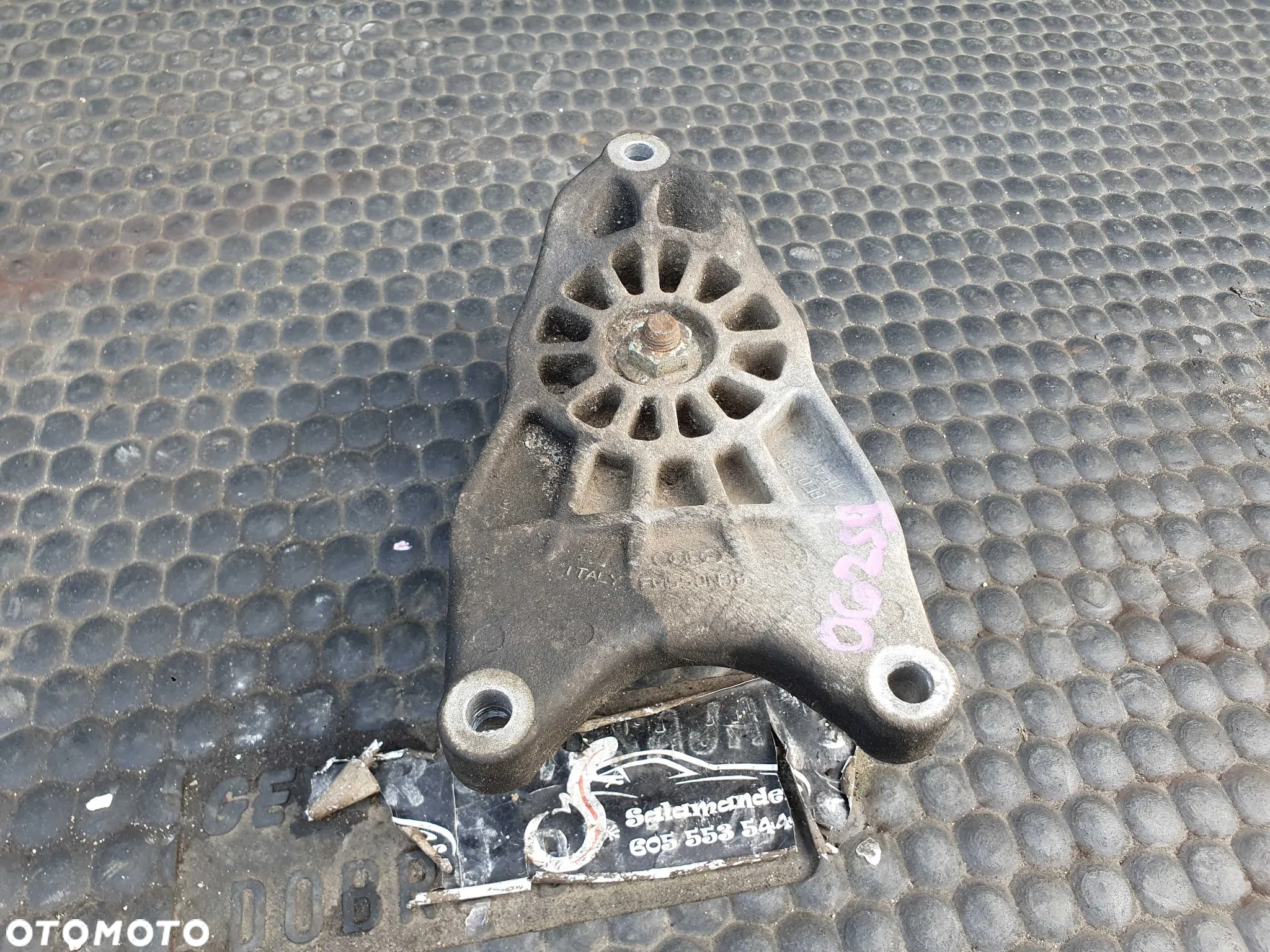 Lapa 8E0399115AK Podpora Mocowanie Wspornik Poduszka Skrzyni 6 Biegow Quattro 4x4 2.0 TDI Audi A4 B - 4