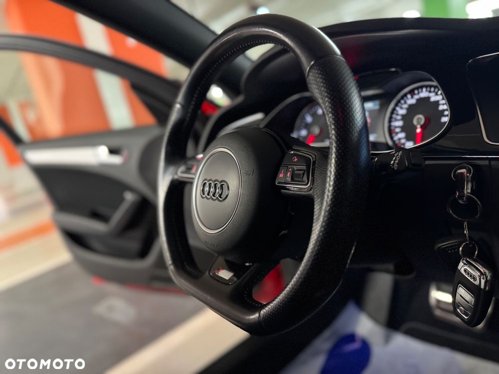 Audi A4 Avant 2.0 TDI DPF clean diesel quattro S tronic S line Sportpaket - 28