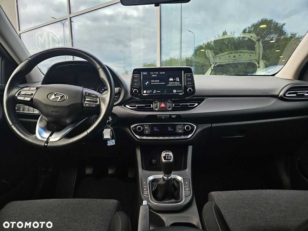 Hyundai i30 1.5 T-GDI 48V Smart - 10