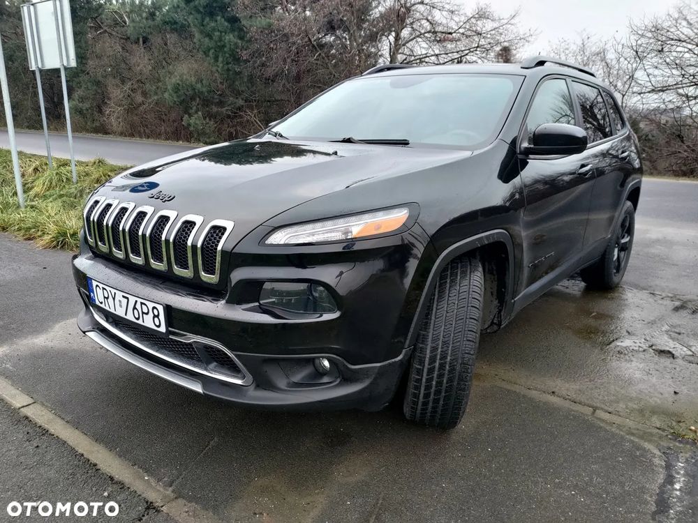 Jeep Cherokee - 1