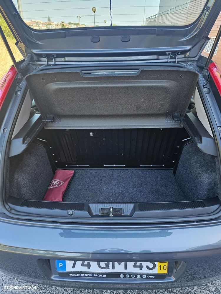 Fiat Punto 1.2 Lounge S&S - 9