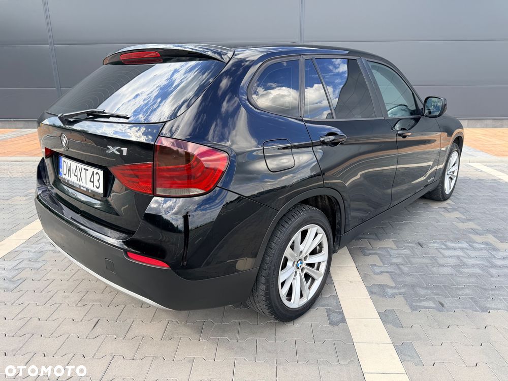BMW X1 sDrive18d - 12