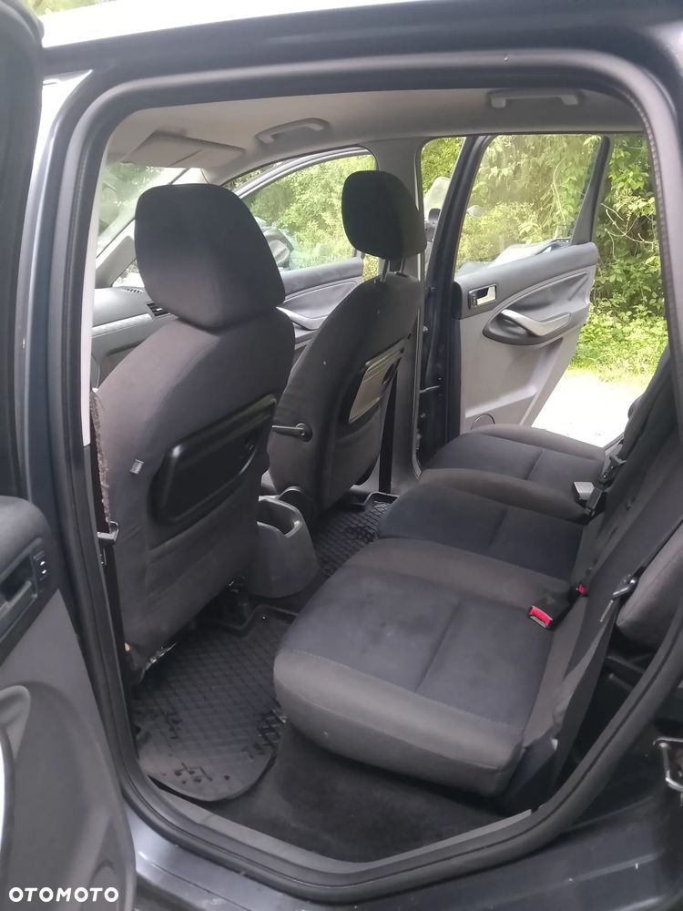 Ford C-MAX - 8